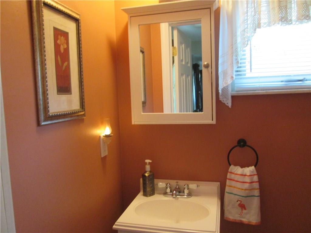 311 Stilley Road Clairton, PA 15025 - Photo 10 of 25 Gallery Image 10
