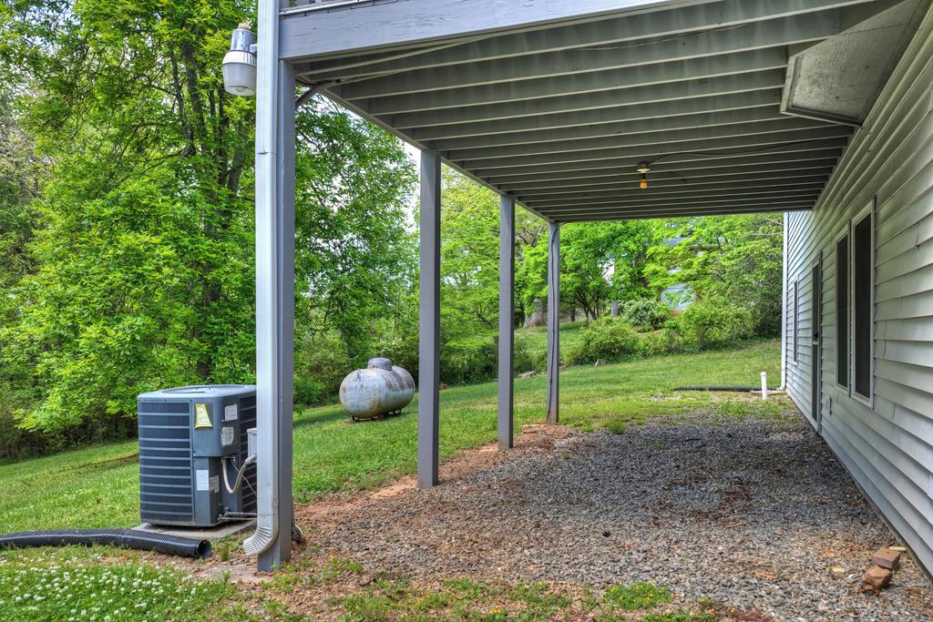 380 La Vista Drive Blue Ridge, GA 30513 - Photo 15 of 48 a view of backyard with green space