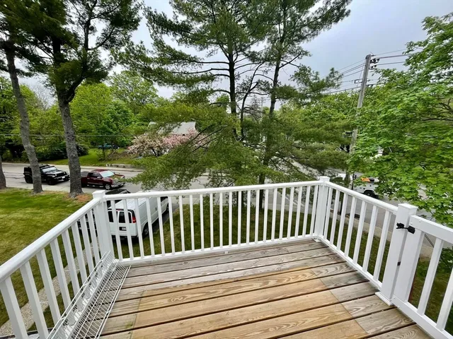$1,800 | 2 Snowling Road, Unit B, Uxbridge, MA 01569
