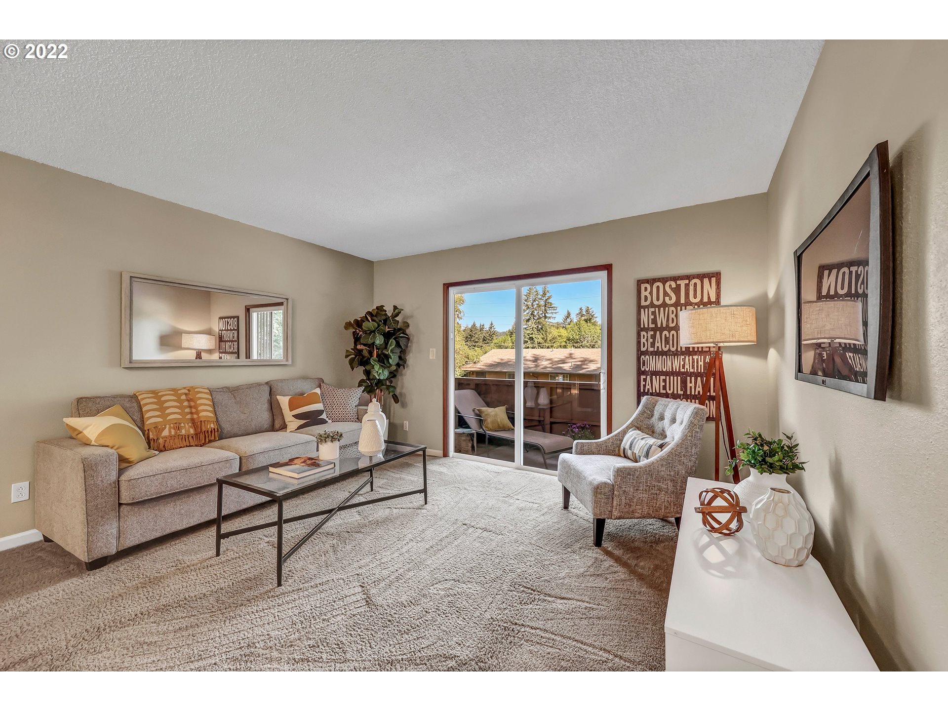 5005 Southwest Mitchell Street, Unit 2 Portland, OR 97221 - Photo 7 of 30 Gallery Image 7