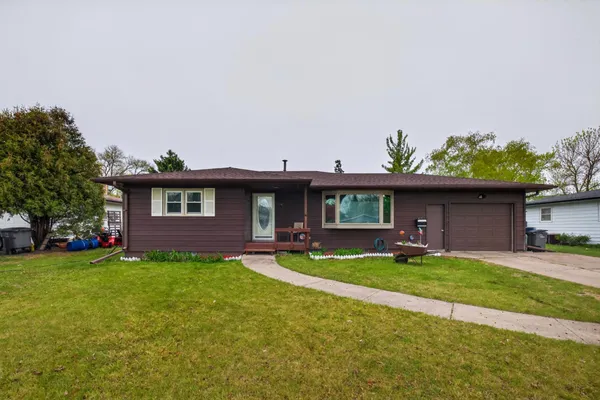 $269,000 | 1107 24th Avenue South, Moorhead, MN 56560