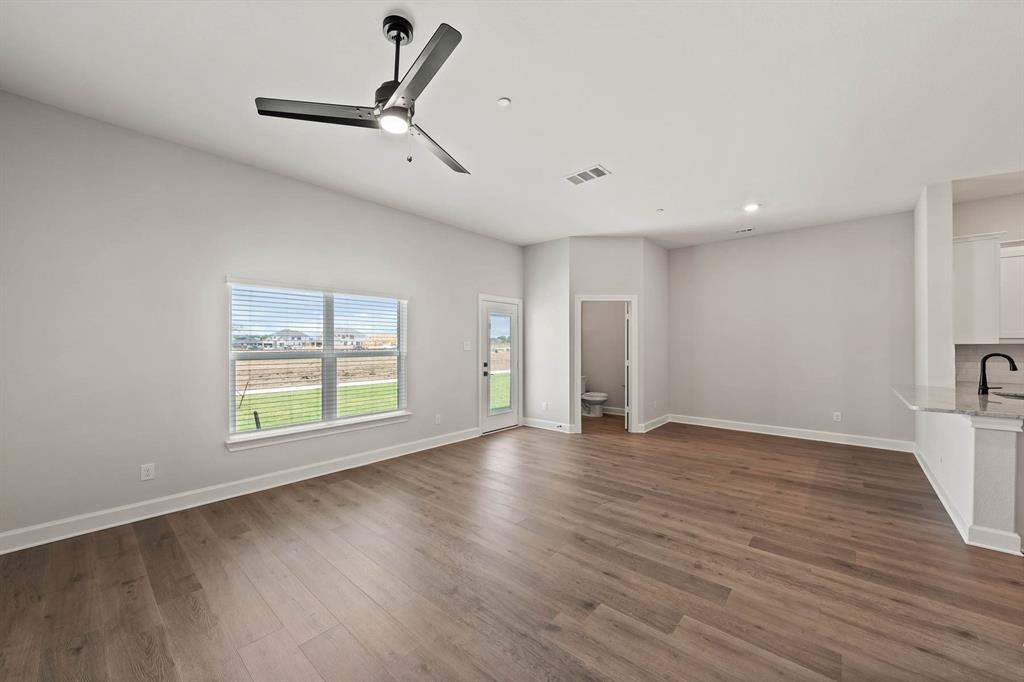 413 MB's Way Pilot Point, TX 76258 - Photo 4 of 8