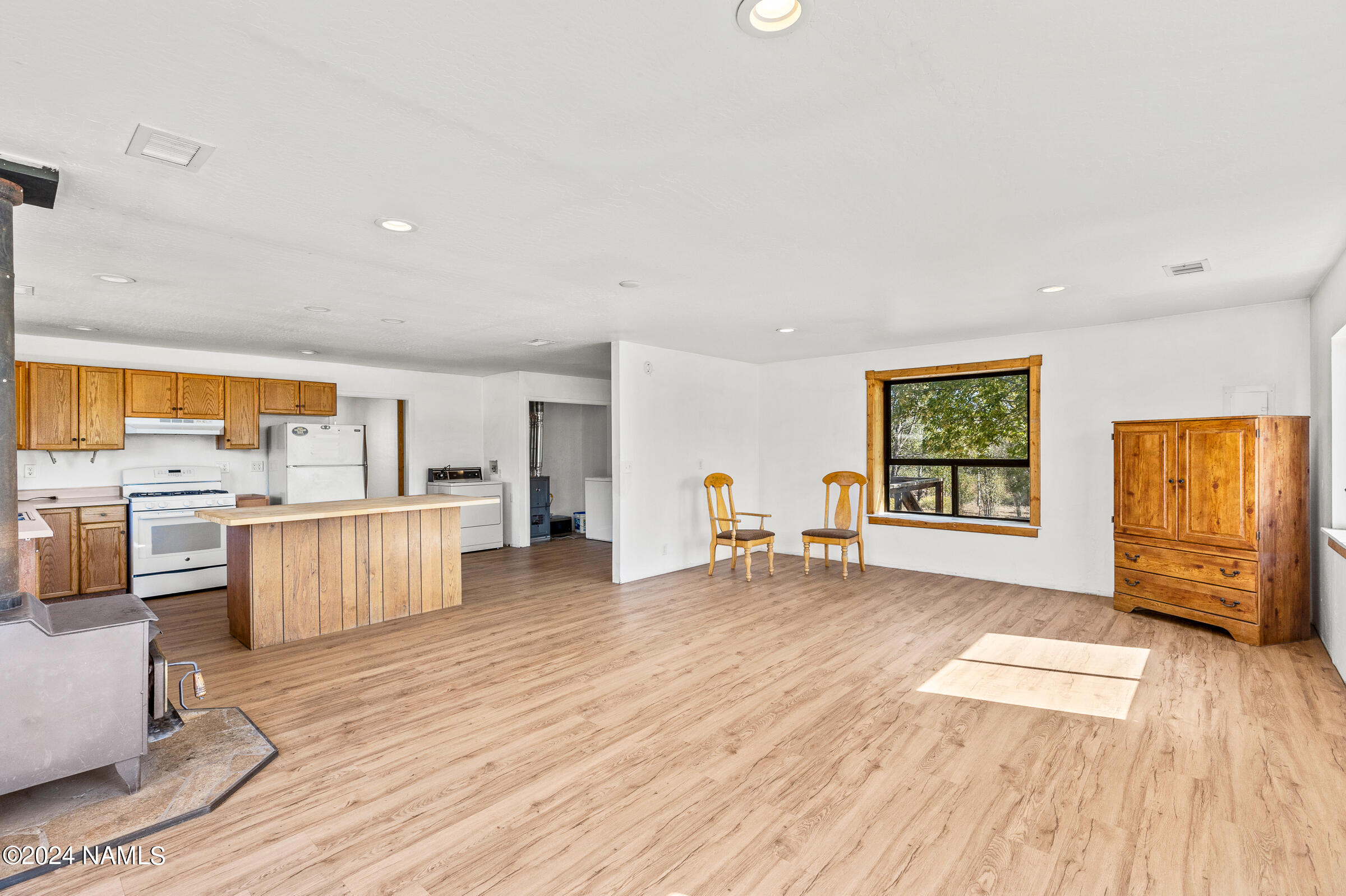 12970 Monsoon Road Flagstaff, AZ 86004 - Photo 5 of 27 Great Room