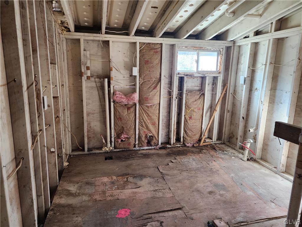 6984 Wimmer Road Bethlehem, PA 18015 - Photo 12 of 18 Gallery Image 12