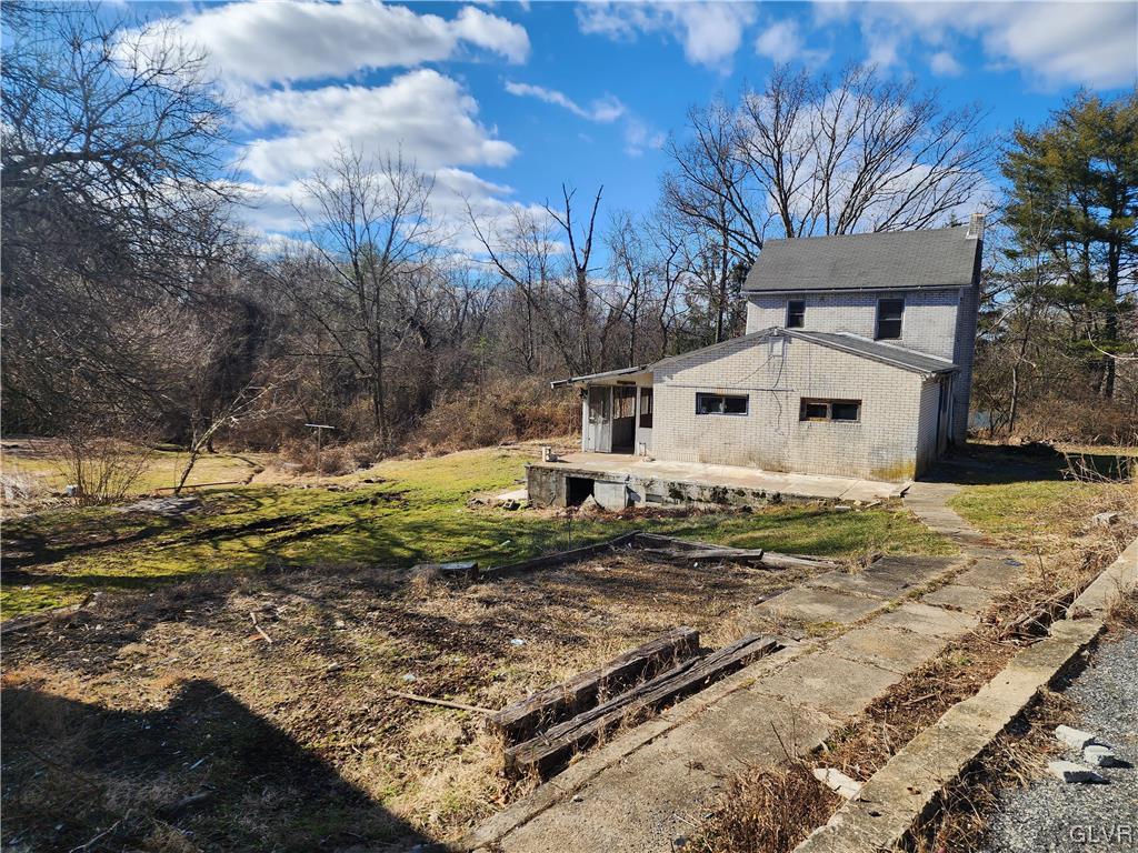 6984 Wimmer Road Bethlehem, PA 18015 - Photo 3 of 18 Gallery Image 3
