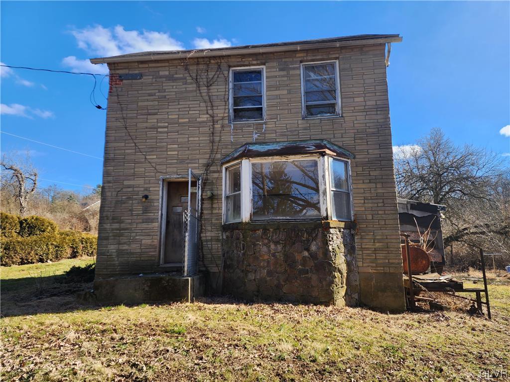 6984 Wimmer Road Bethlehem, PA 18015 - Photo 4 of 18 Gallery Image 4