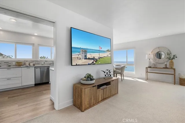 $5,500 | 21703 Ocean Vista Drive, Unit 204, Laguna Beach, CA 92651