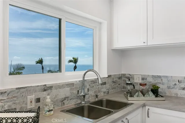 $5,500 | 21703 Ocean Vista Drive, Unit 204, Laguna Beach, CA 92651