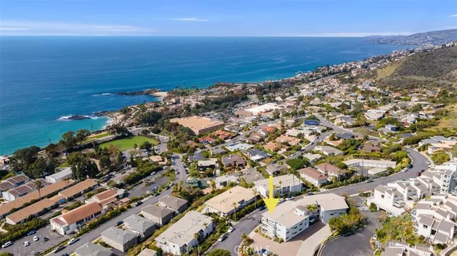 $5,500 | 21703 Ocean Vista Drive, Unit 204, Laguna Beach, CA 92651