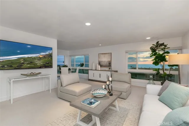 $5,500 | 21703 Ocean Vista Drive, Unit 204, Laguna Beach, CA 92651