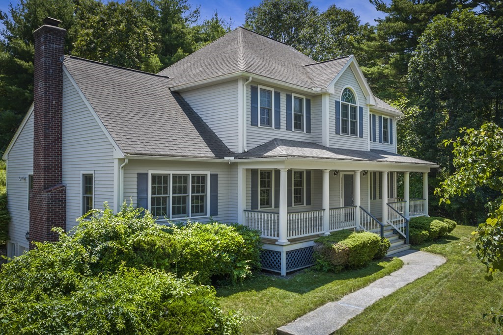 11 Bicknell Road Grafton, MA 01519 - Photo 1 of 37 Gallery Image 1