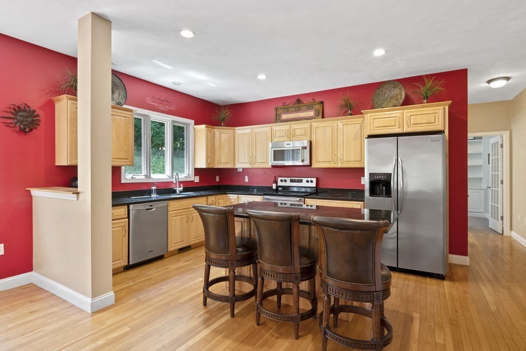 11 Bicknell Road Grafton, MA 01519 - Photo 16 of 37 Gallery Image 16