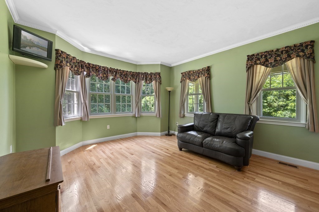 11 Bicknell Road Grafton, MA 01519 - Photo 20 of 37 Gallery Image 20