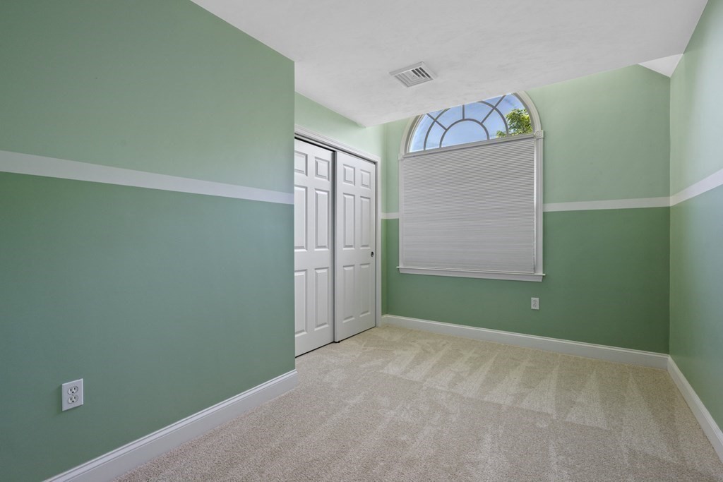 11 Bicknell Road Grafton, MA 01519 - Photo 33 of 37 Gallery Image 33