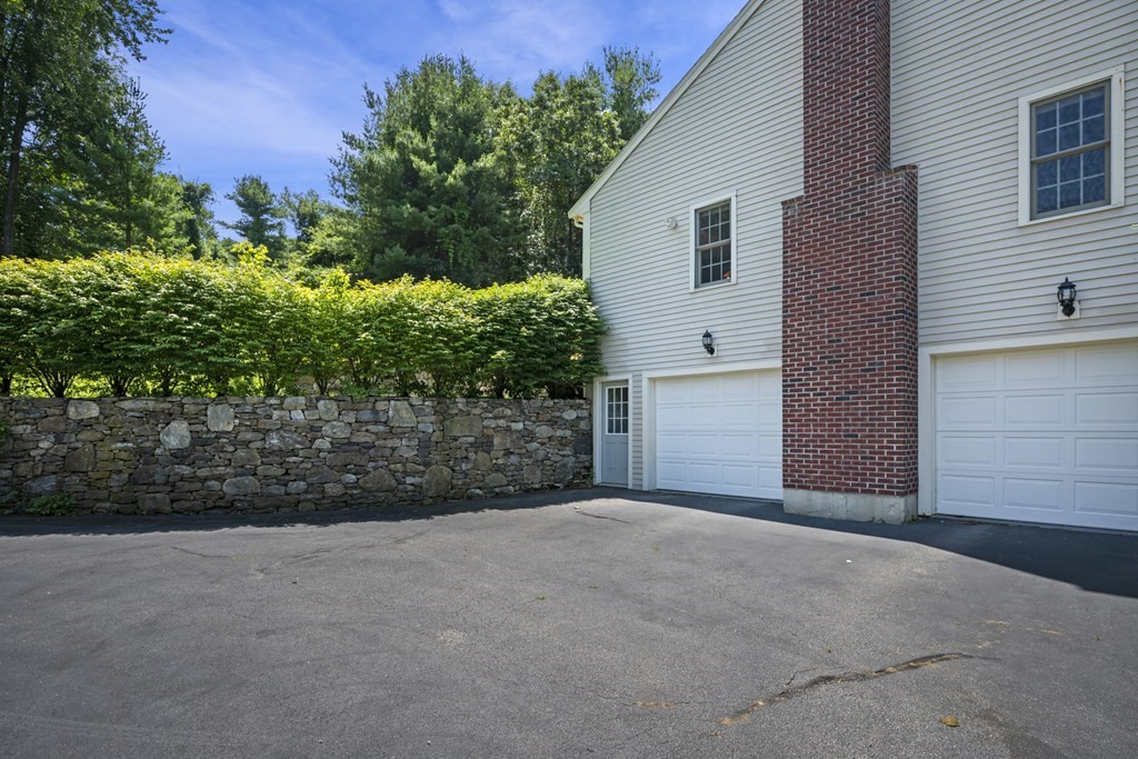 11 Bicknell Road Grafton, MA 01519 - Photo 36 of 37 Gallery Image 36