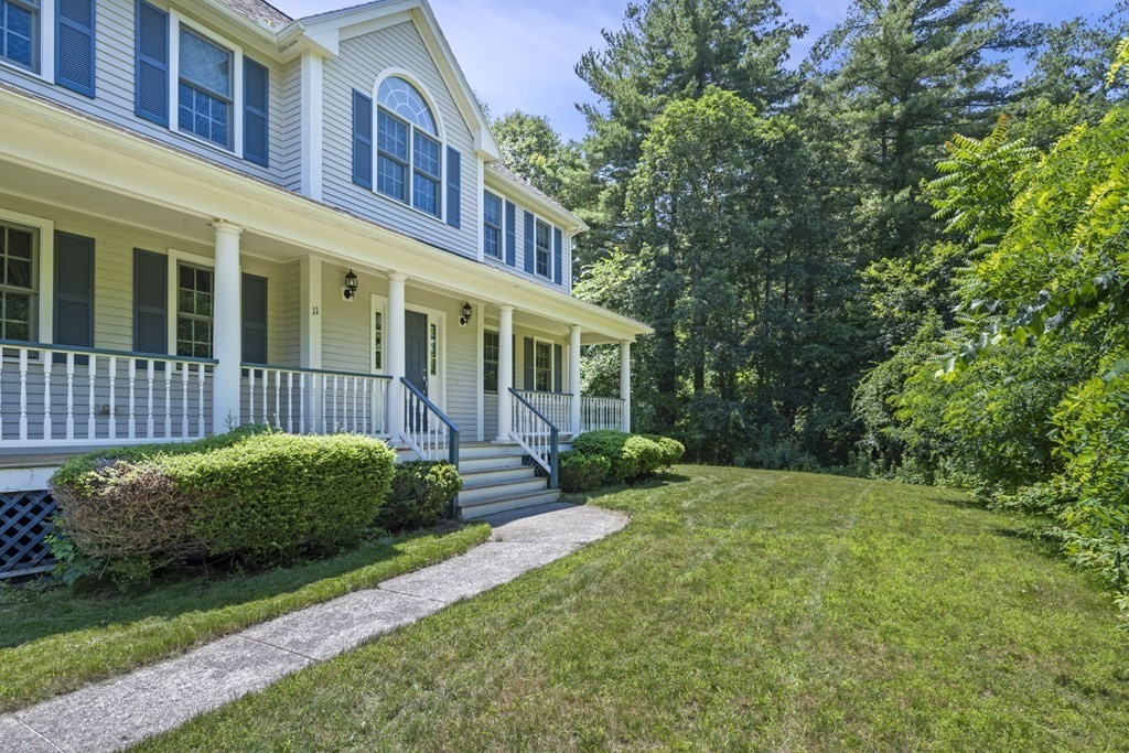 11 Bicknell Road Grafton, MA 01519 - Photo 6 of 37 Gallery Image 6