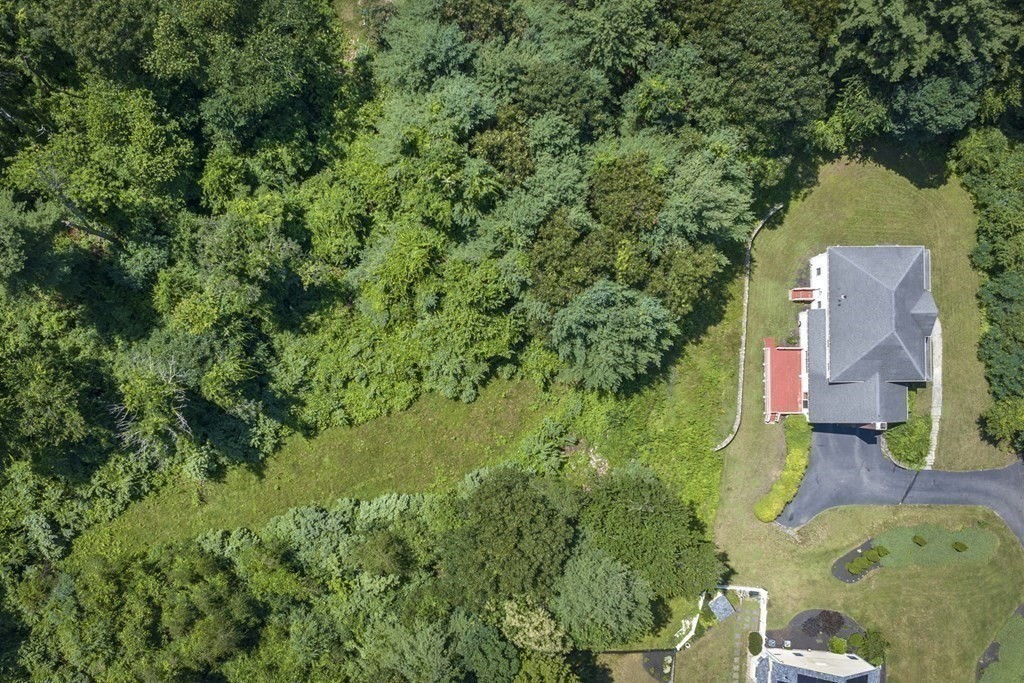 11 Bicknell Road Grafton, MA 01519 - Photo 9 of 37 Gallery Image 9