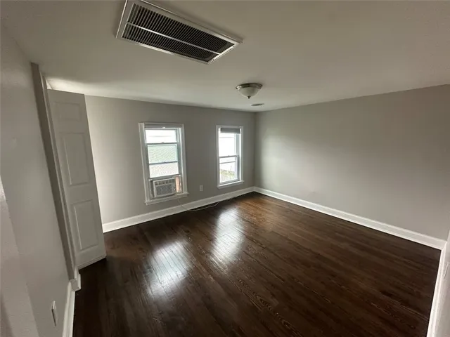 $1,100 | 62 1/2 Dickinson Street, Unit 2, Binghamton, NY 13905