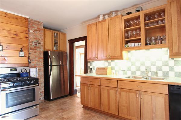 49 Mt Ida Road, Unit 3 Boston, MA 02122 - Photo 2 of 15 Gallery Image 2