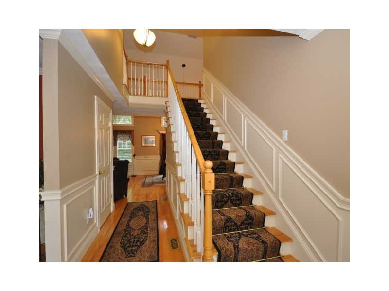 78 Channel View, Unit 2 Warwick, RI 02889 - Photo 3 of 23 Entry.