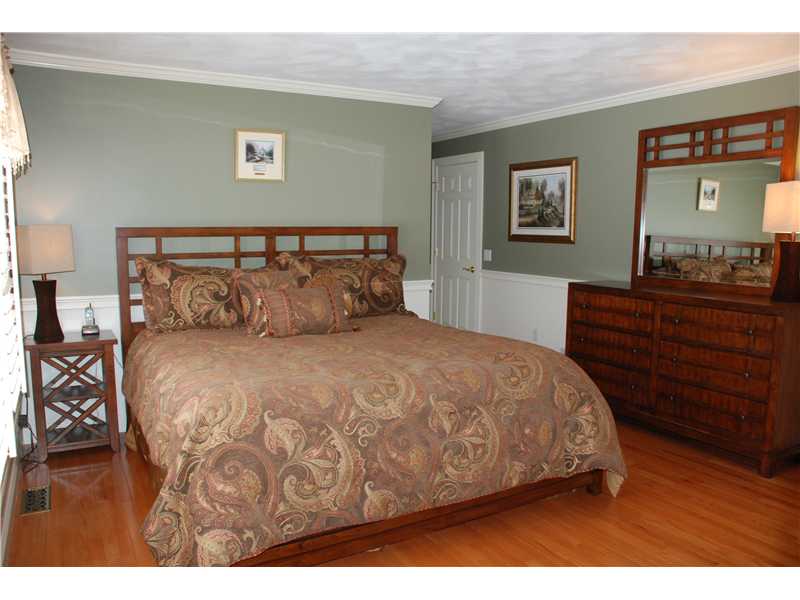 78 Channel View, Unit 2 Warwick, RI 02889 - Photo 9 of 23 Master Bedroom.