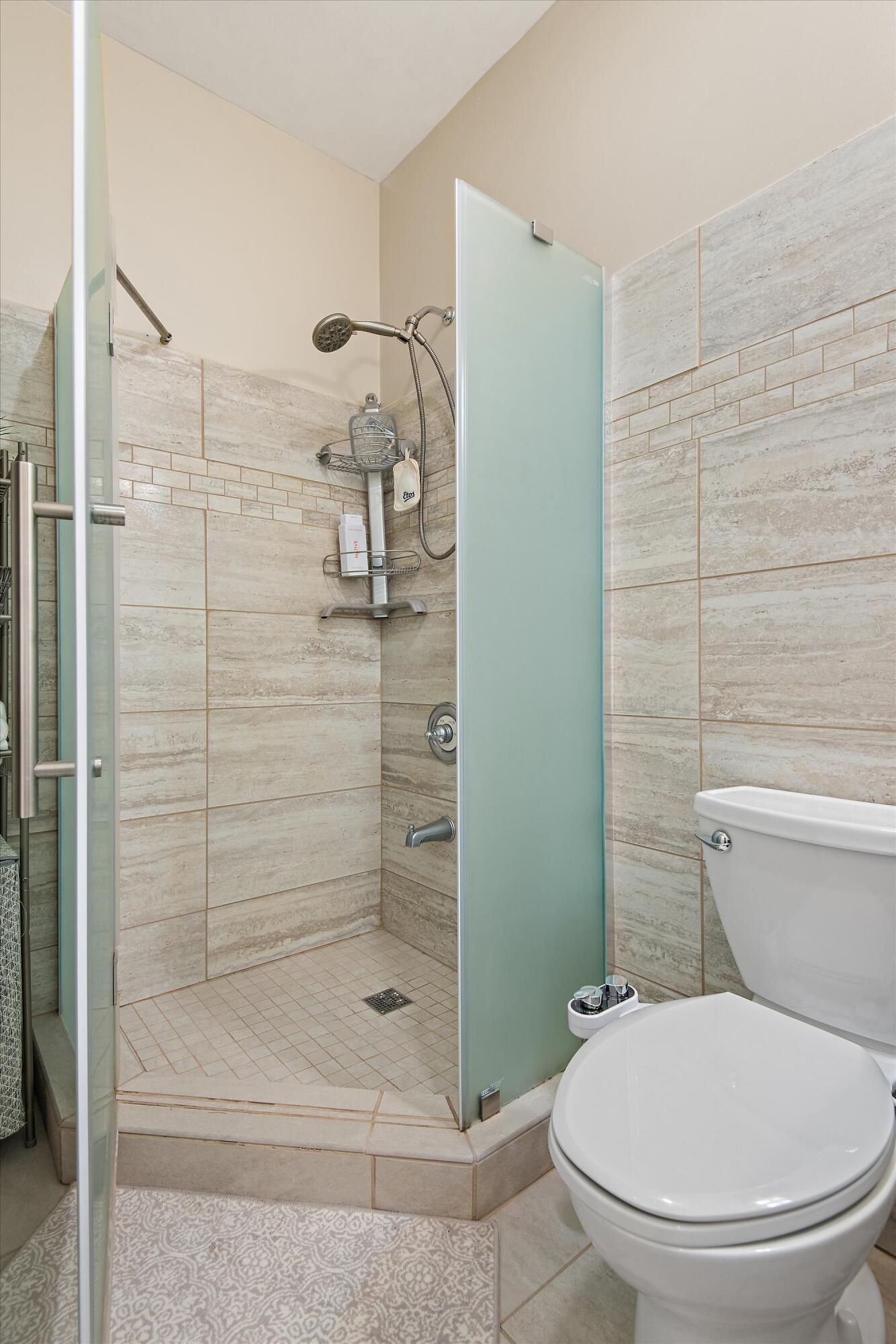 283 Skyline Road Bangor, ME 04401 - Photo 57 of 74 60-283 Skyline Bath 2