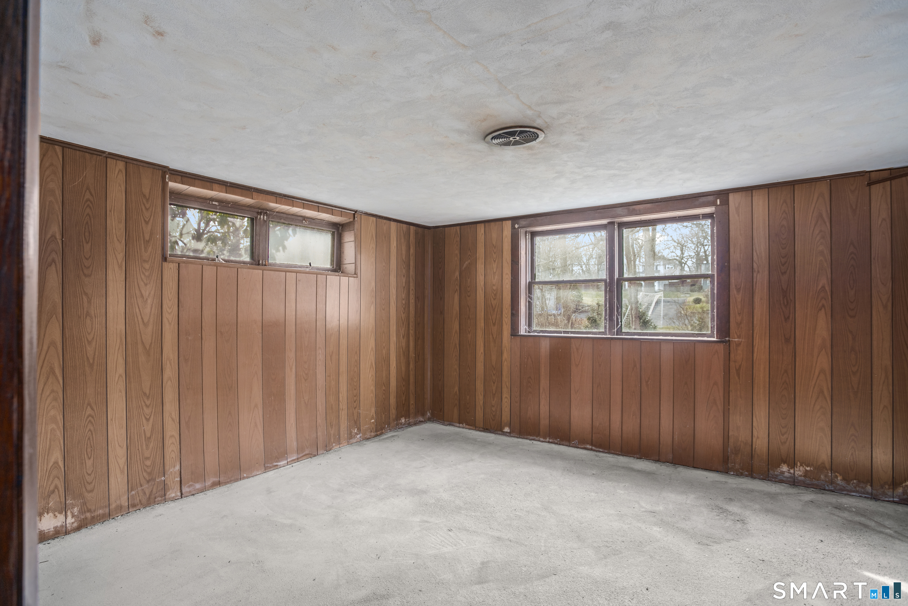 101 Applegate Road Fairfield, CT 06825 - Photo 19 of 21 Potential office Space on Lower Level