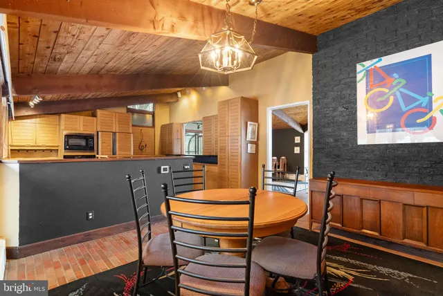 $899,000 | 712 Highspire Road, Glenmoore, PA 19343