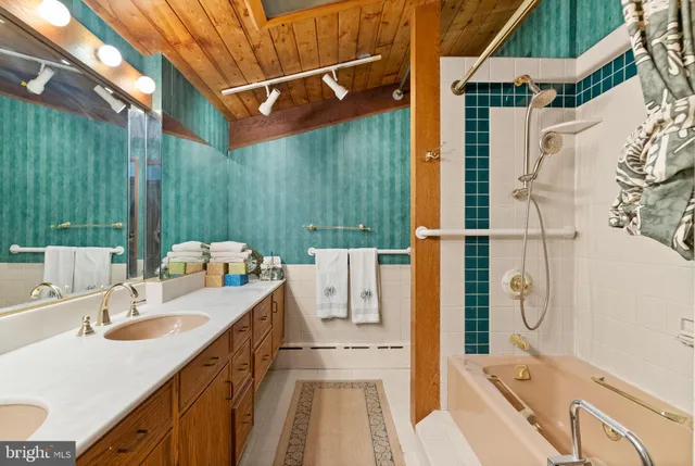 $899,000 | 712 Highspire Road, Glenmoore, PA 19343