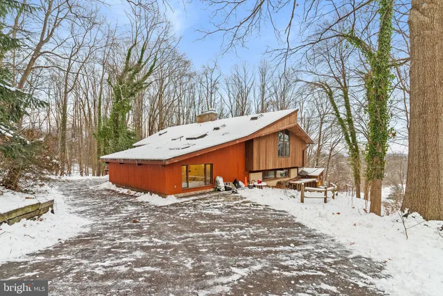 $899,000 | 712 Highspire Road, Glenmoore, PA 19343