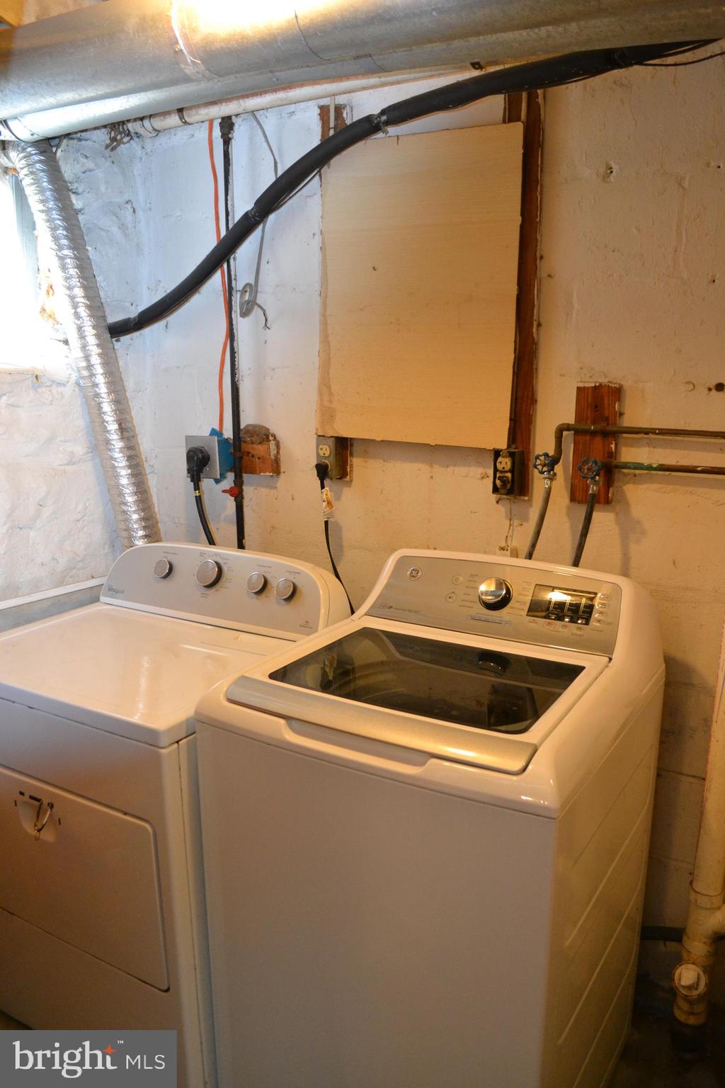 5153 Frederick Avenue Baltimore, MD 21229 - Photo 24 of 29