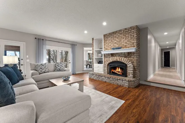 $7,400 | 5720 Oakview Lane North, Plymouth, MN 55442