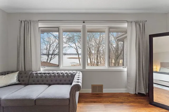 $7,400 | 5720 Oakview Lane North, Plymouth, MN 55442