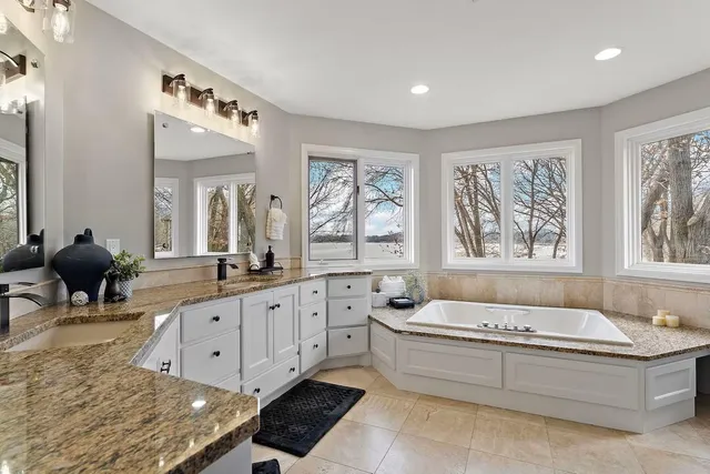 $7,400 | 5720 Oakview Lane North, Plymouth, MN 55442