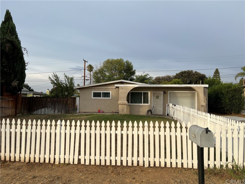 3239 Jane Street Riverside, CA 92506 - Photo 1 of 1