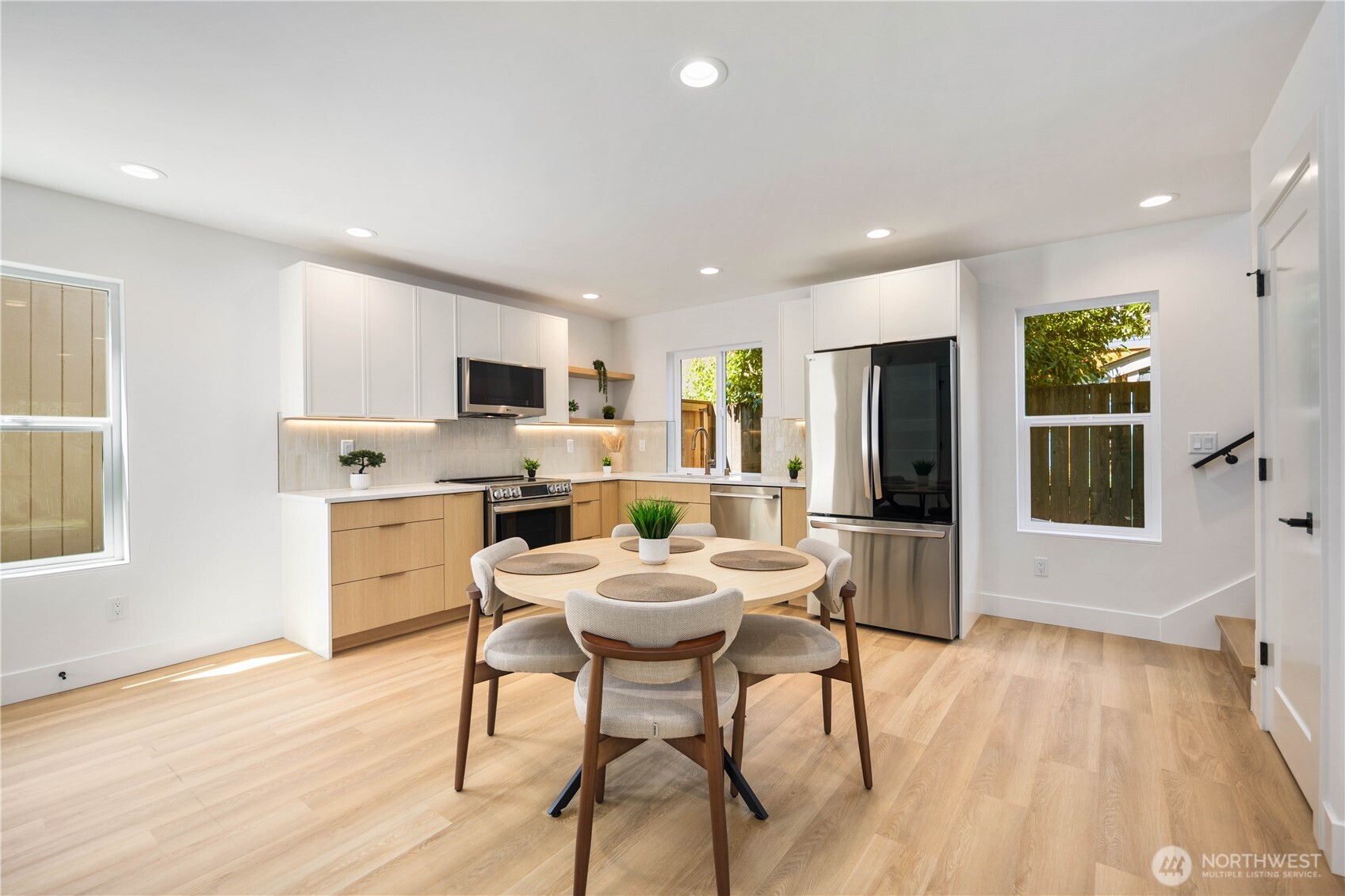 724 North 89th Street Seattle, WA 98103 - Photo 8 of 25 Gallery Image 8