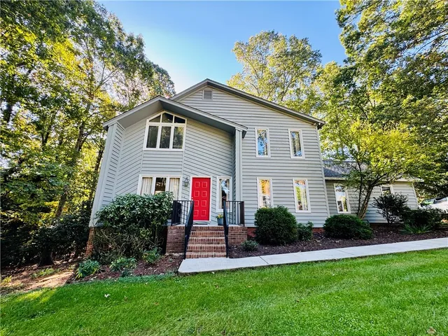 $395,500 | 222 Terrace Drive, Anderson, SC 29621