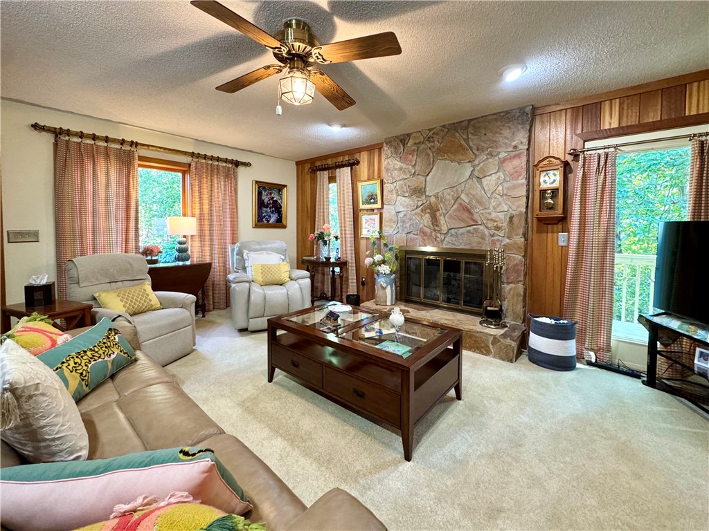 222 Terrace Drive Anderson, SC 29621 - Photo 11 of 44 Living