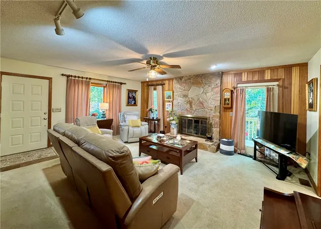 $395,500 | 222 Terrace Drive, Anderson, SC 29621