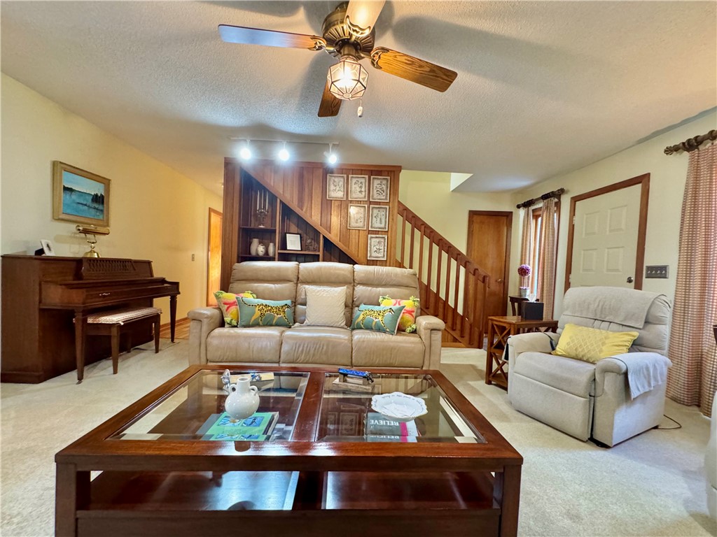 222 Terrace Drive Anderson, SC 29621 - Photo 15 of 44 Living