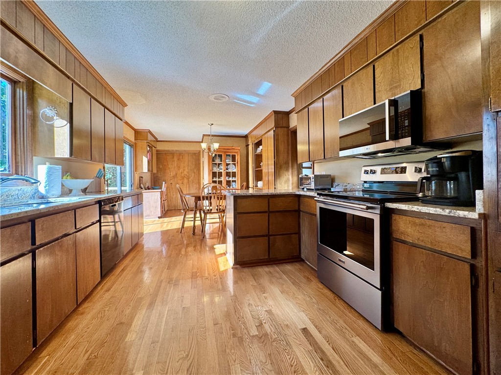 222 Terrace Drive Anderson, SC 29621 - Photo 23 of 44 Kitchen