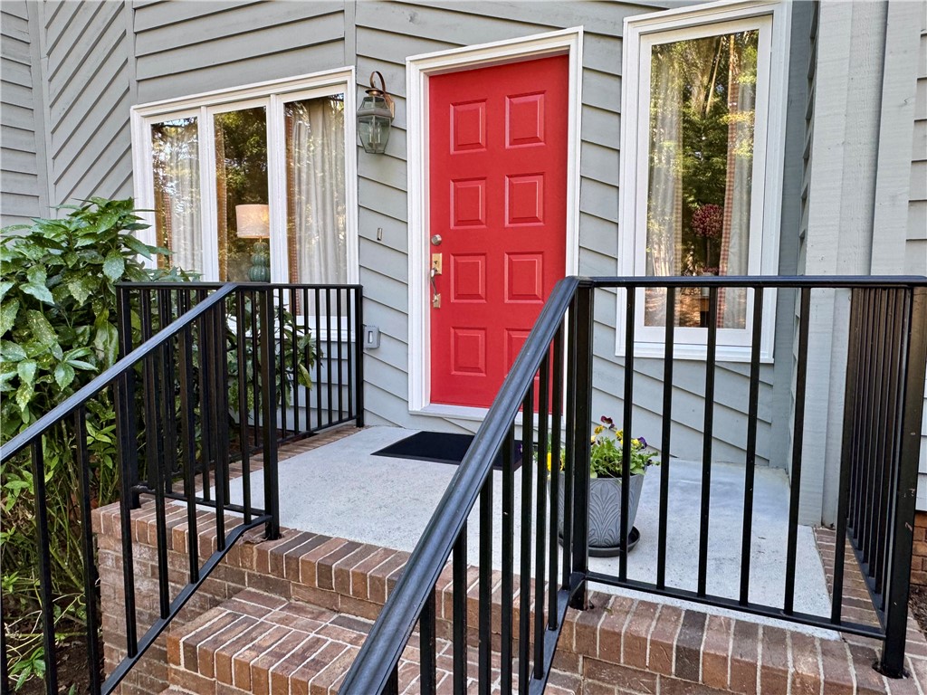 222 Terrace Drive Anderson, SC 29621 - Photo 5 of 44 Front Entry