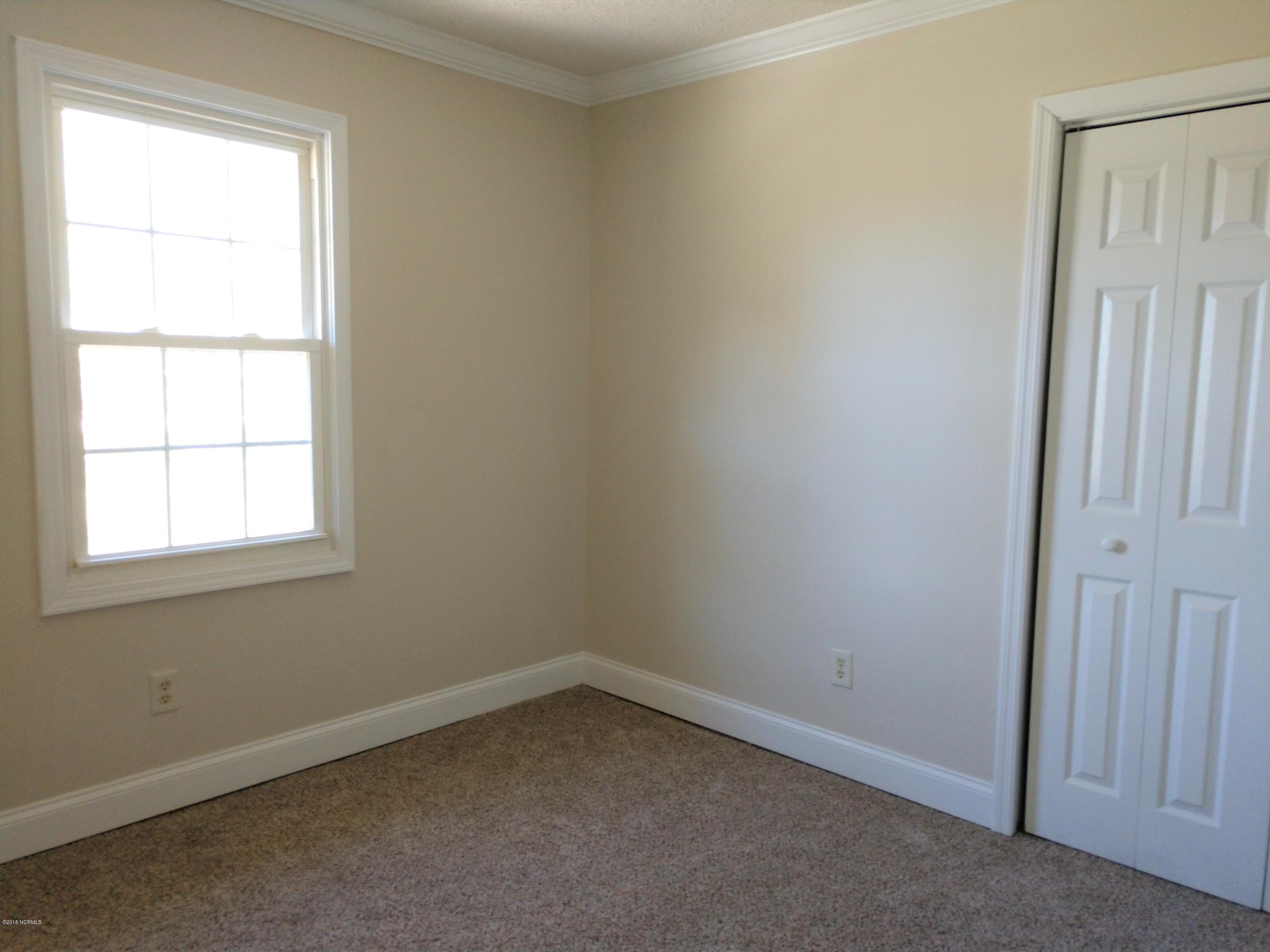 707 Lee Road Maple Hill, NC 28454 - Photo 16 of 16 IMG_20180417_145636