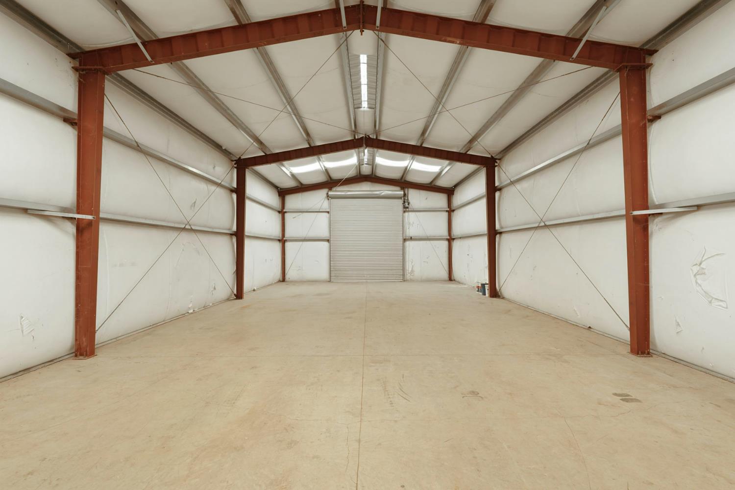 7425 Cincha Street Angels Camp, CA 95222 - Photo 13 of 29 a view of a garage