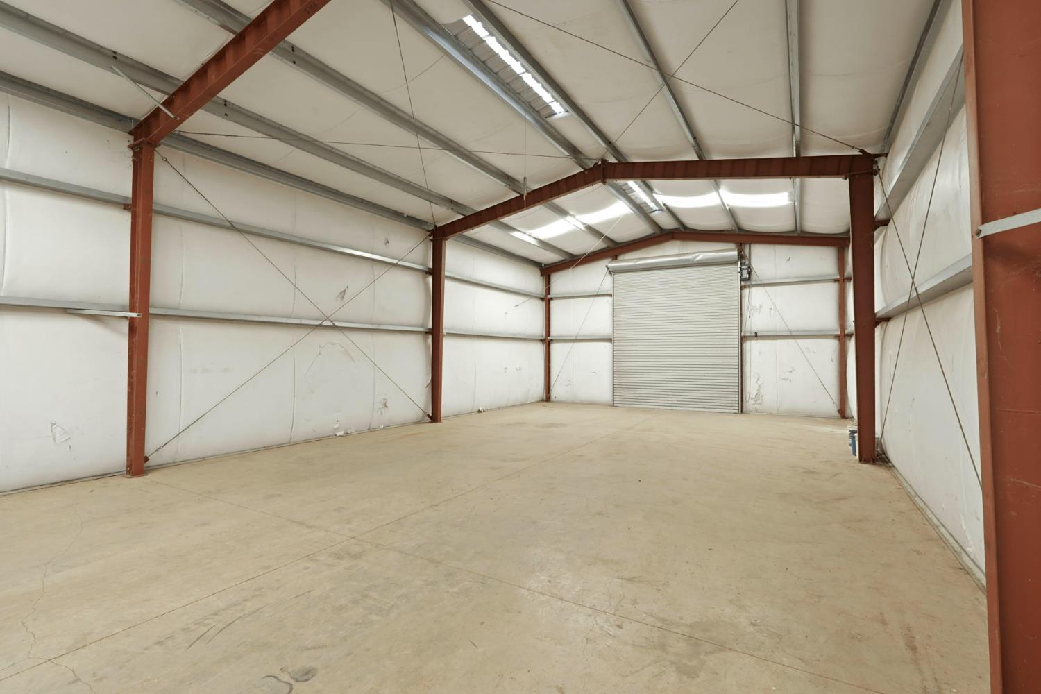 7425 Cincha Street Angels Camp, CA 95222 - Photo 15 of 29 a view of a garage