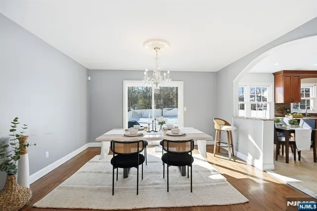 $875,000 | 26 East Harrison Place, Livingston, NJ 07039