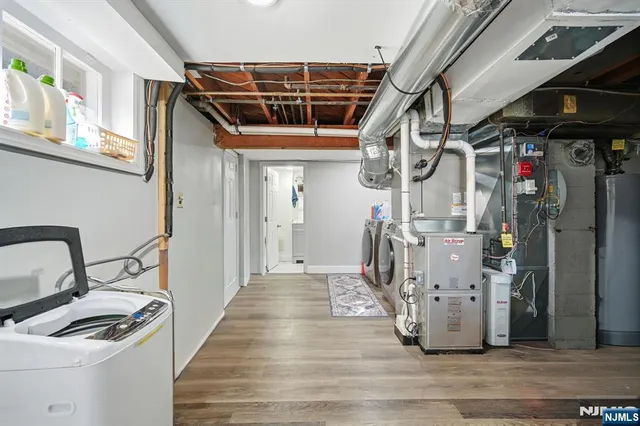 $875,000 | 26 East Harrison Place, Livingston, NJ 07039