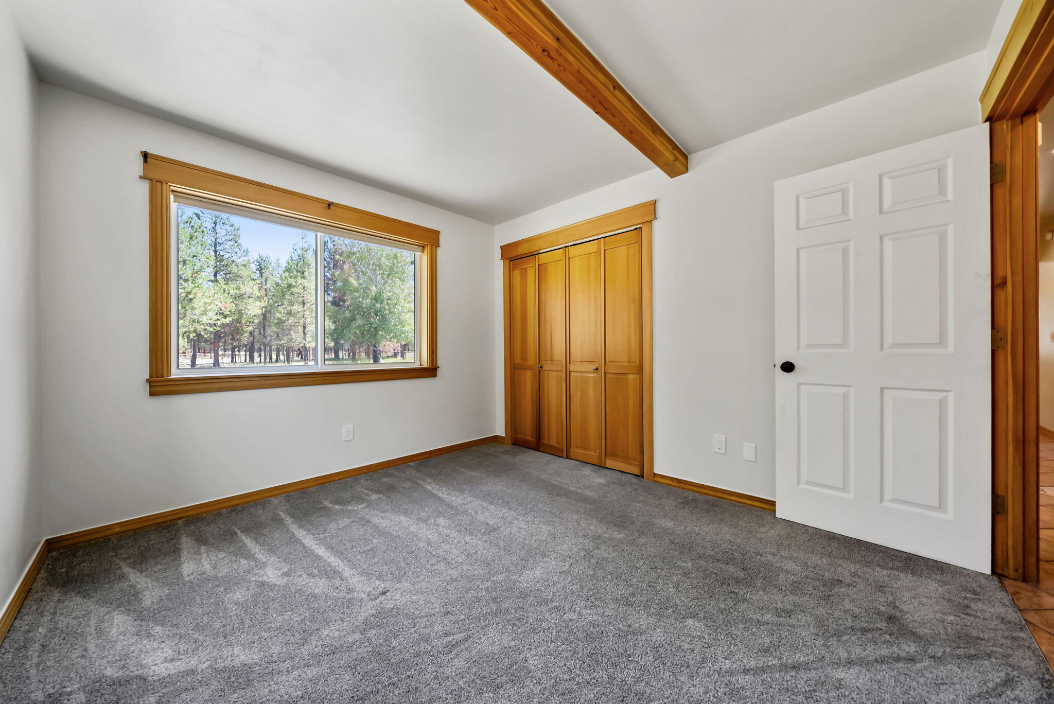 55563 Huntington Road Bend, OR 97707 - Photo 20 of 42 27-web-or-mls-DSC01121-HDR copy