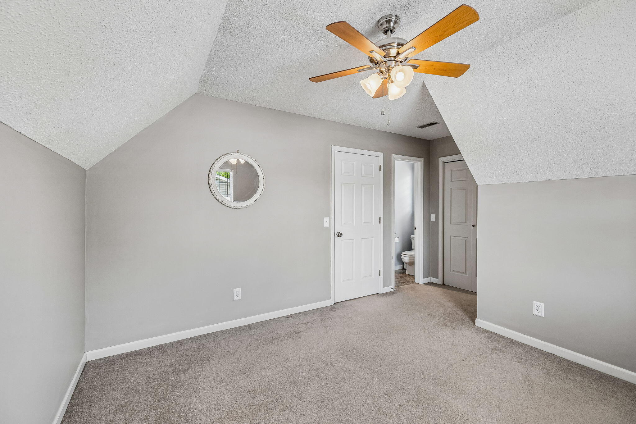 8332 Hamilton Oaks Drive Chattanooga, TN 37421 - Photo 20 of 44 Upstairs Bedroom #2