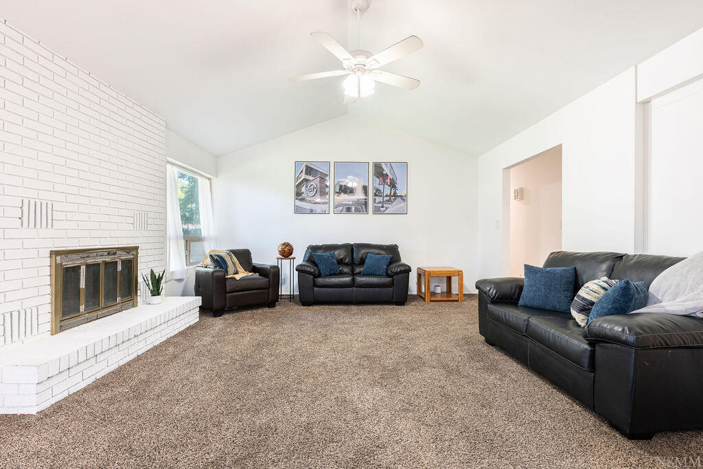 338 South 700 East St. George, UT 84770 - Photo 9 of 47 DSC05980